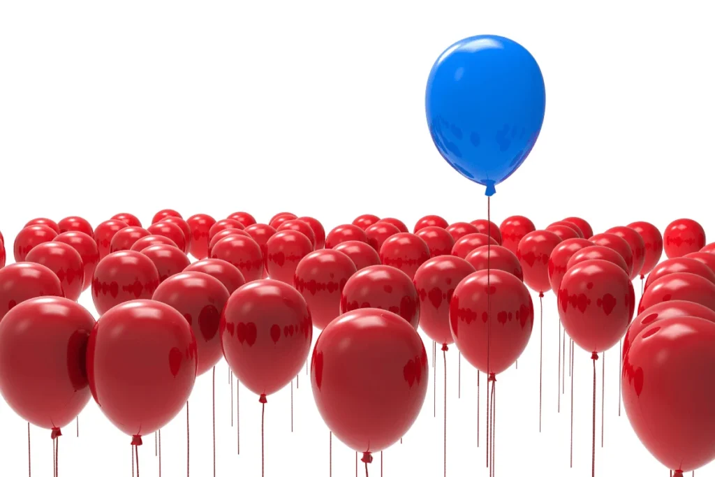 E-ticarette rekabette farklılaşmak, markalaşmanın temelidir; dikkat çeken markalar kalabalığın arasından sıyrılır.